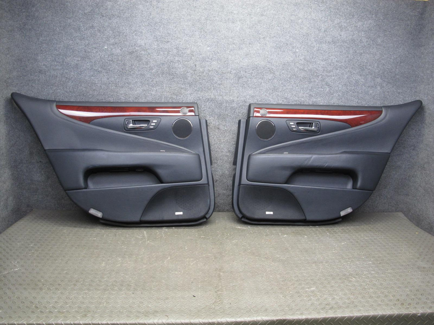2008 Lexus UVF46L LS600hL Set of 2 Rear Left & Right Interior Door Panel OEM