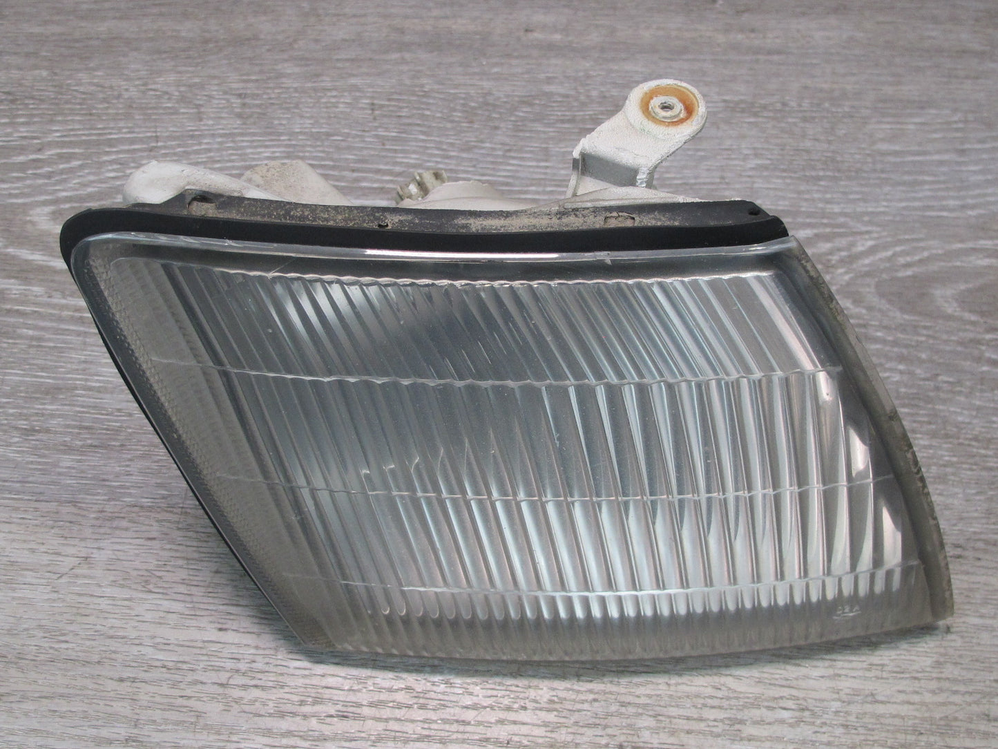 95-97 Lexus LS400 UCF20L Front Right Passenger Side Corner Light Lamp OEM
