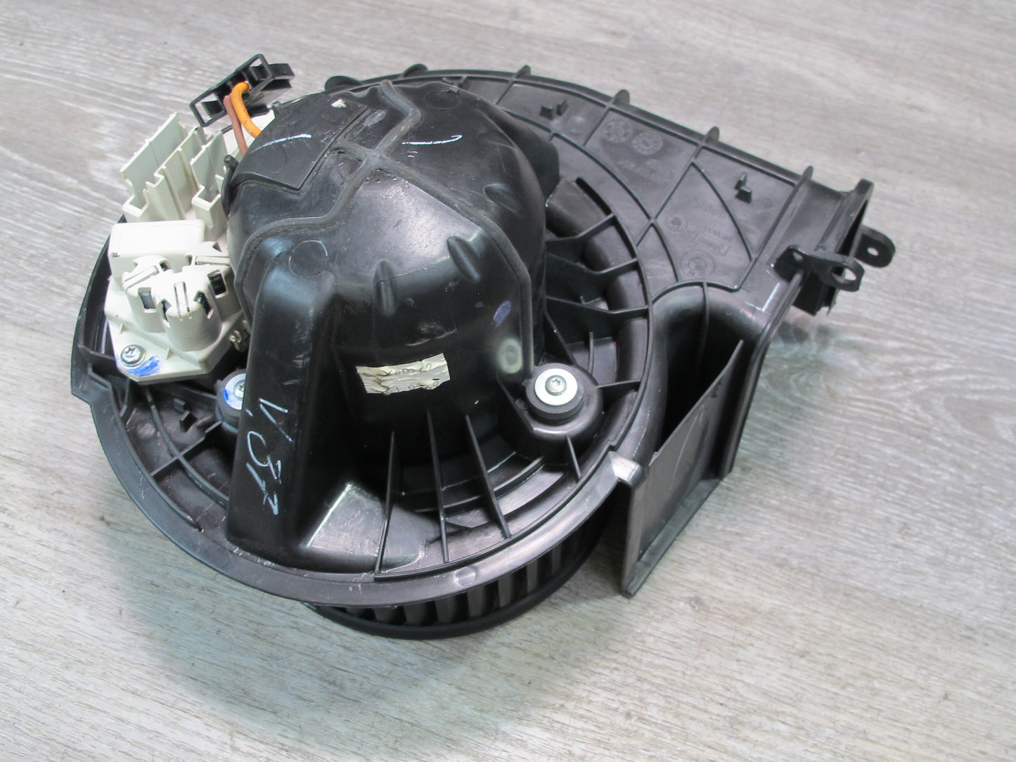 2008-2014 BMW E71 E72 X6 A/C Heater Blower Motor Fan