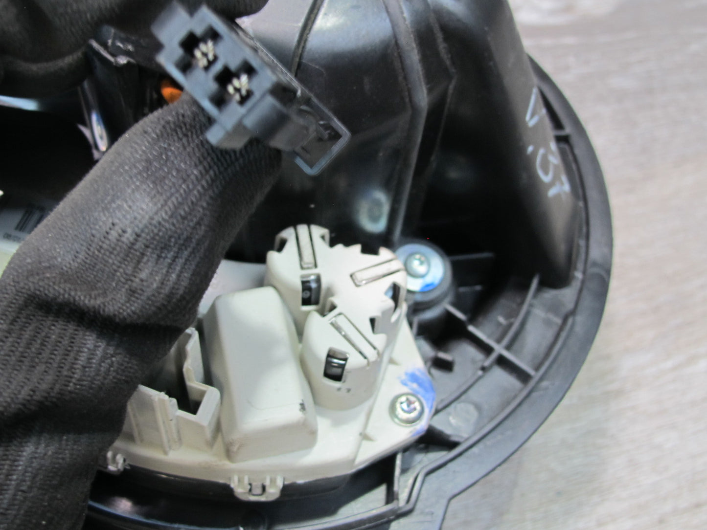 2008-2014 BMW E71 E72 X6 A/C Heater Blower Motor Fan