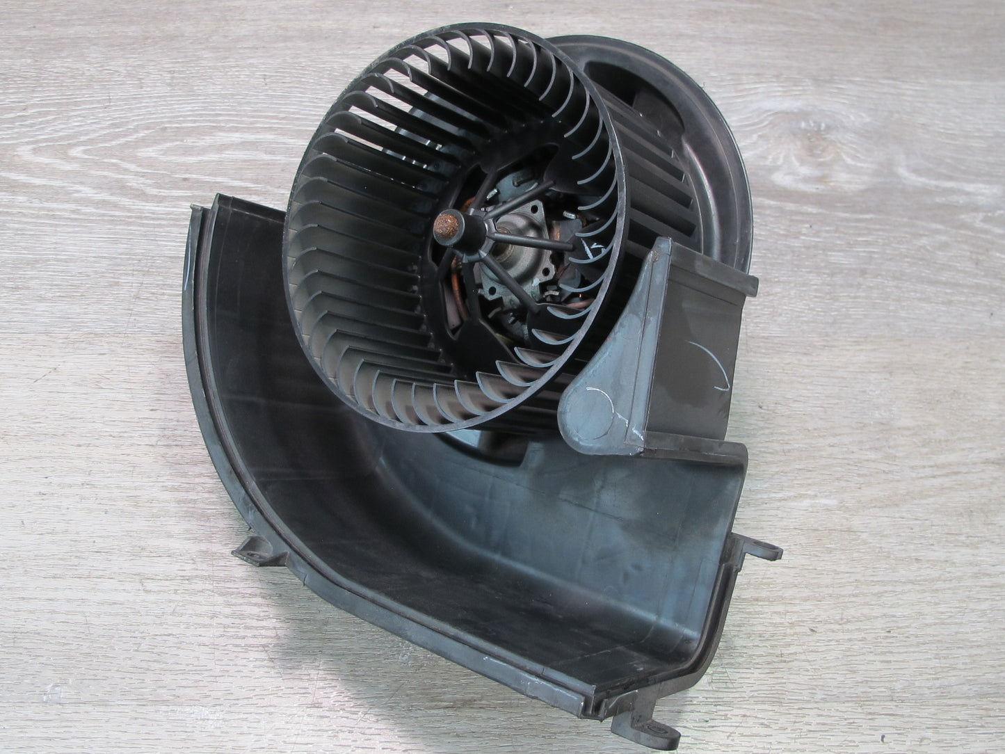 2008-2014 BMW E71 E72 X6 A/C Heater Blower Motor Fan