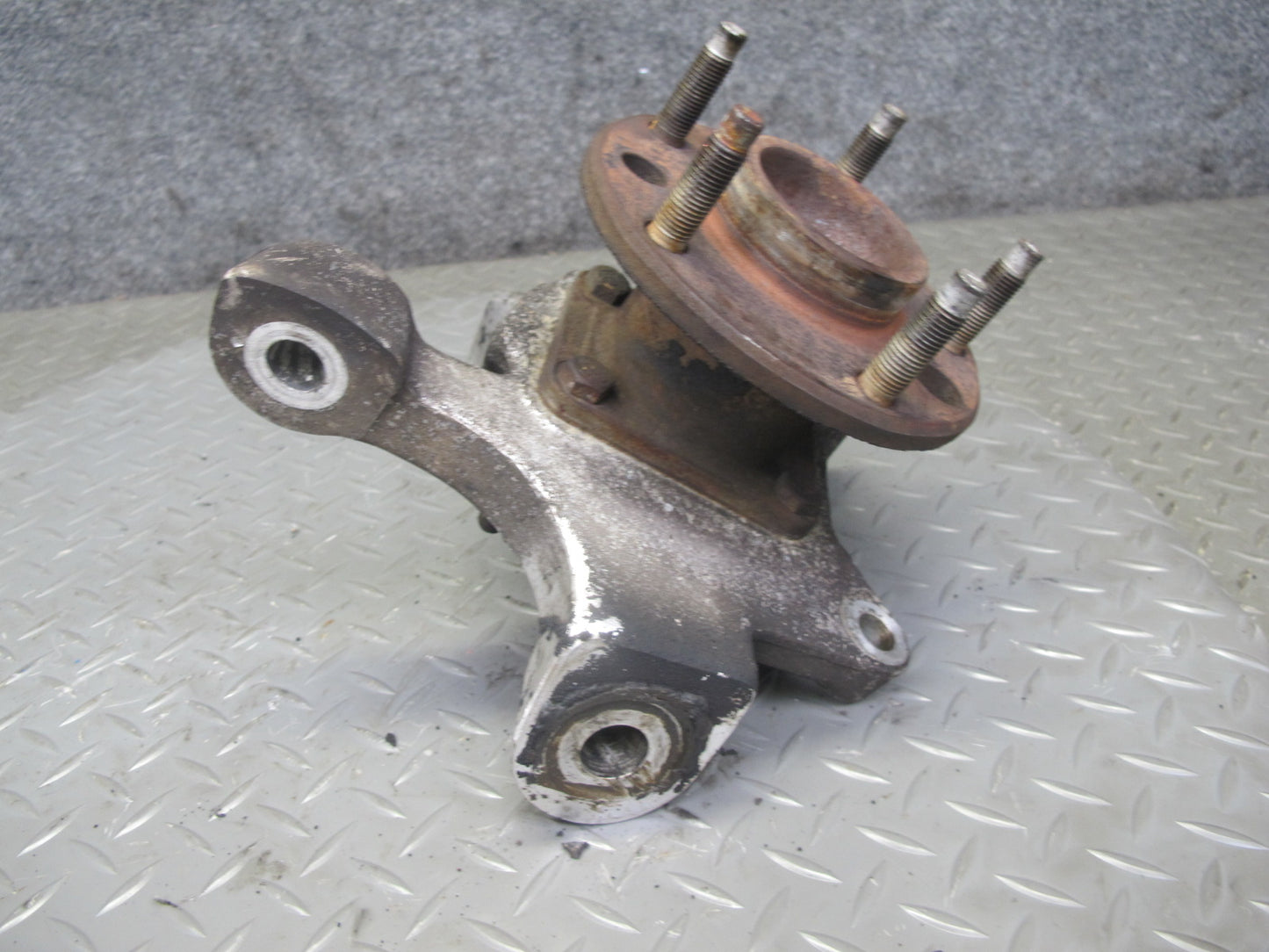 91-96 Chevrolet Corvette C4 Front Left Spindle Knuckle Wheel Hub Bearing OEM