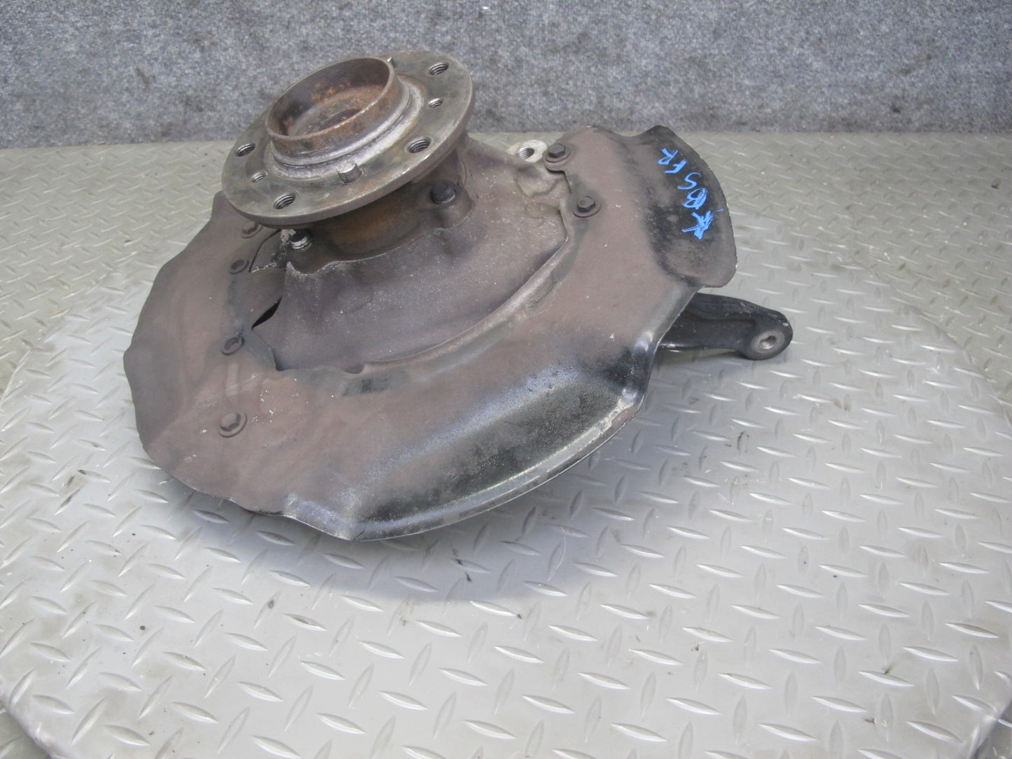 2006-2010 BMW E63 E64 M6 Front Right Spindle Knuckle Wheel Hub Bearing