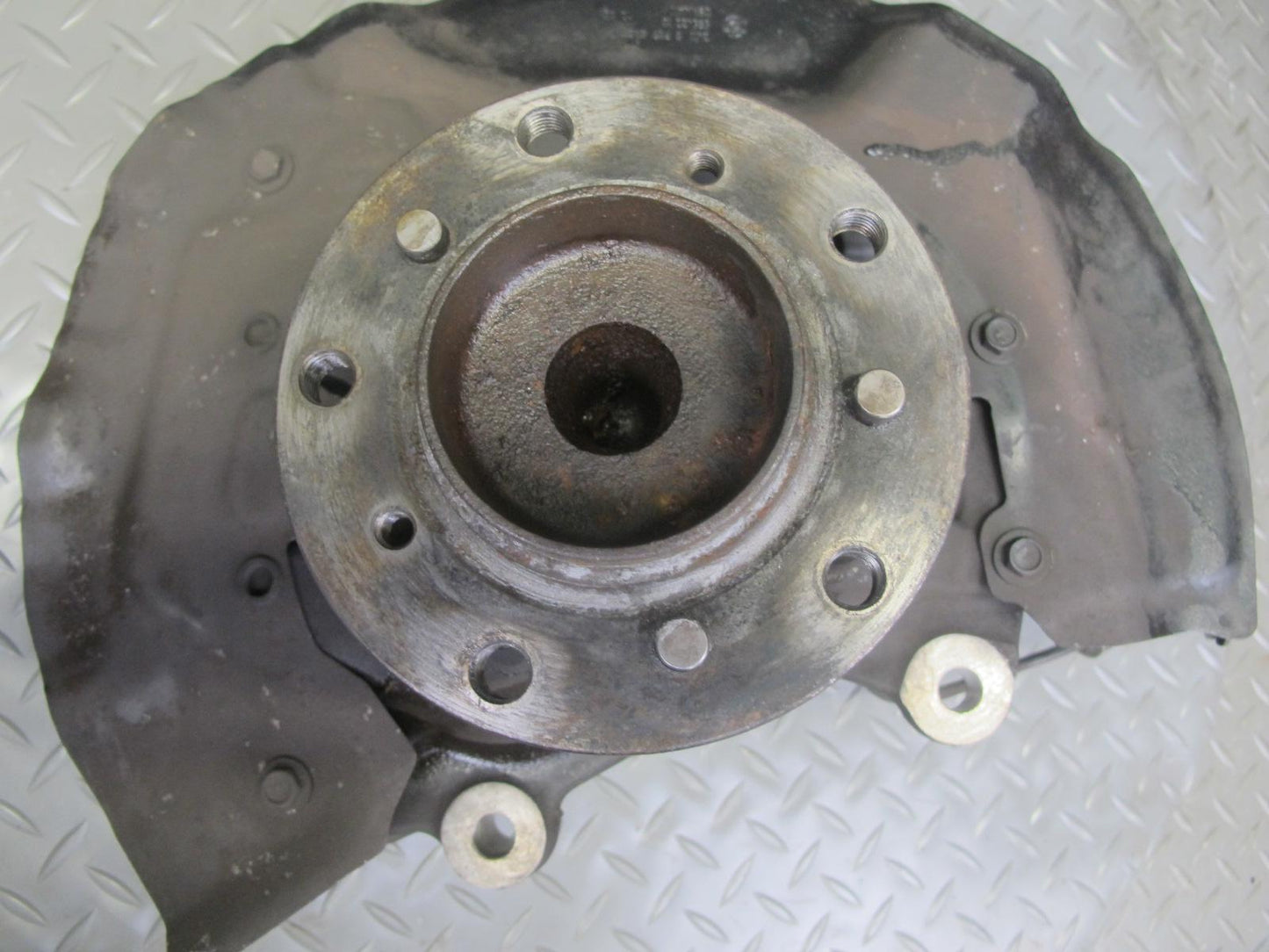 2006-2010 BMW E63 E64 M6 Front Left Spindle Knuckle Wheel Hub Bearing