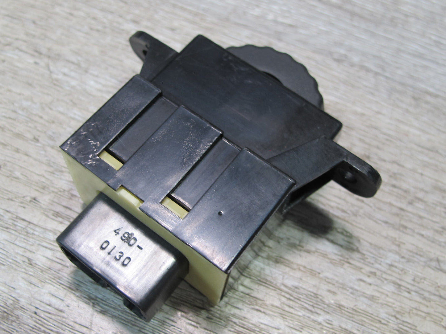 1998-2007 Lexus UZJ100L LX470 Interior Dimmer Light Rheostat Switch
