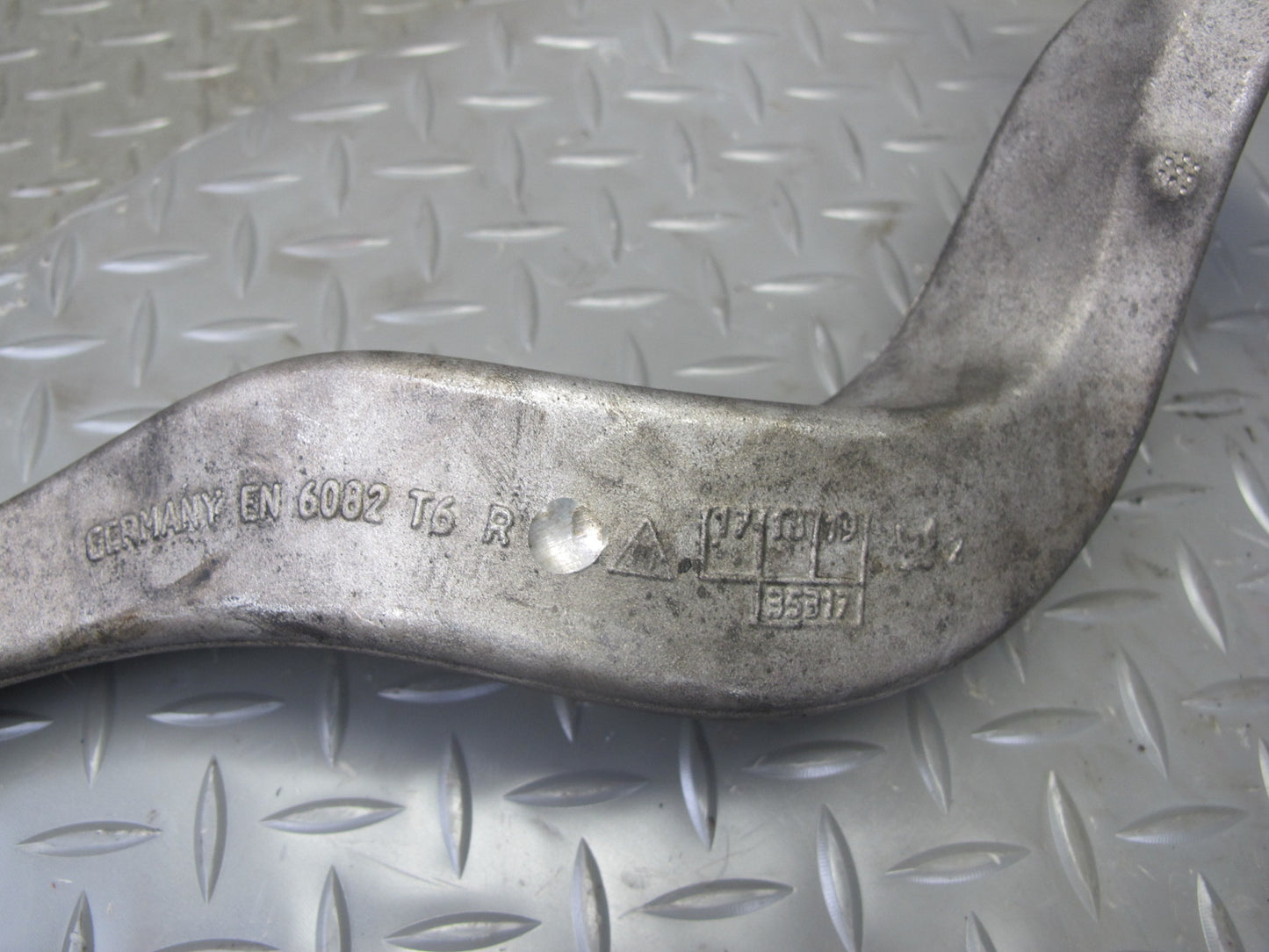 2006-2010 BMW E63 E64 Front Right Upper & Lower Control Arm Set of 2