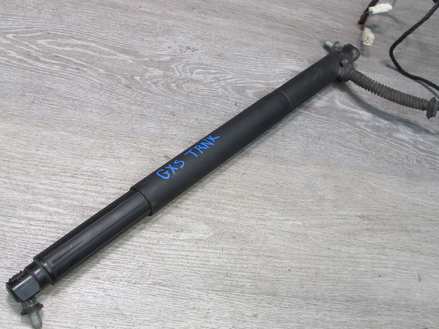 2008-2010 BMW E71 E72 X6 Rear Left Electric Trunk Hatch Opening Shock Strut Set