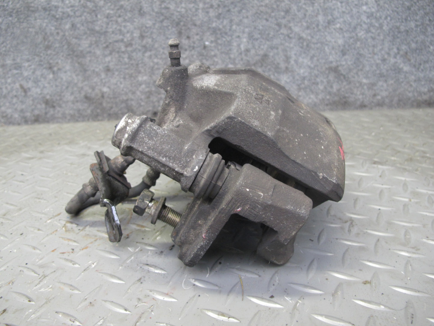 86-90 Toyota Supra MK3 Set of 2 Front Left & Right Brake Caliper 106K Miles OEM