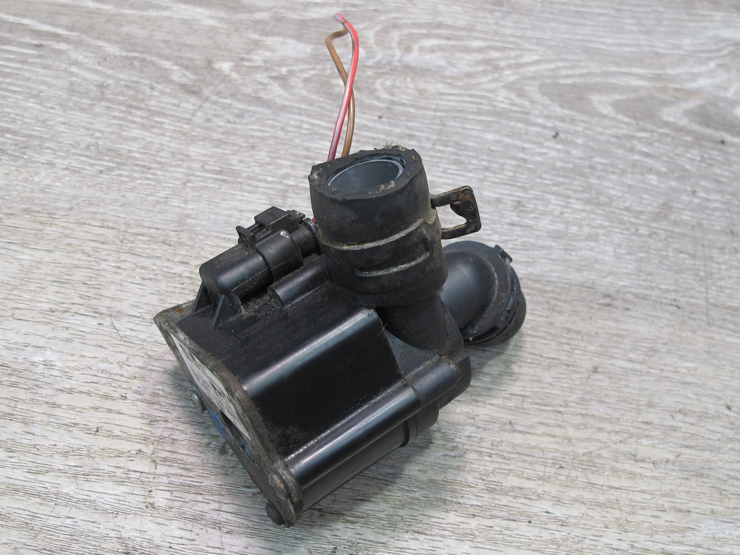 2008-2014 BMW E71 E72 X6 N63 Engine Additional Auxiliary Electric Water Pump