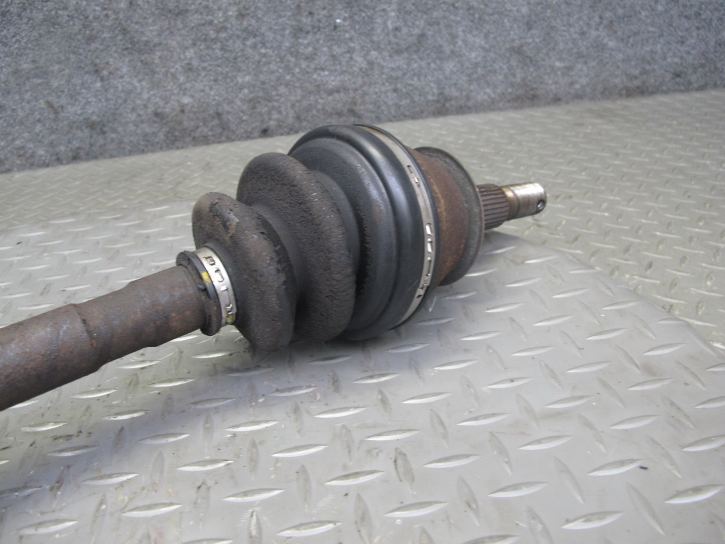 07-09 Nissan 350Z Z33 Convertible LSD A/T Rear Right Suspension Axle Shaft OEM