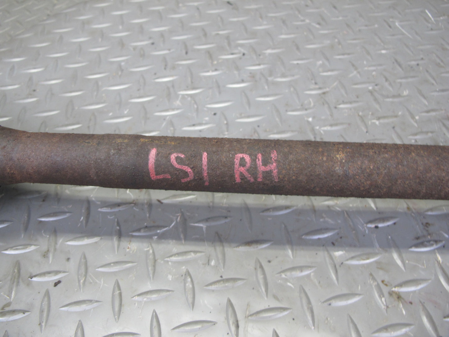 95-00 Lexus UCF20L LS400 RWD Rear Right Suspension Axle Shaft OEM