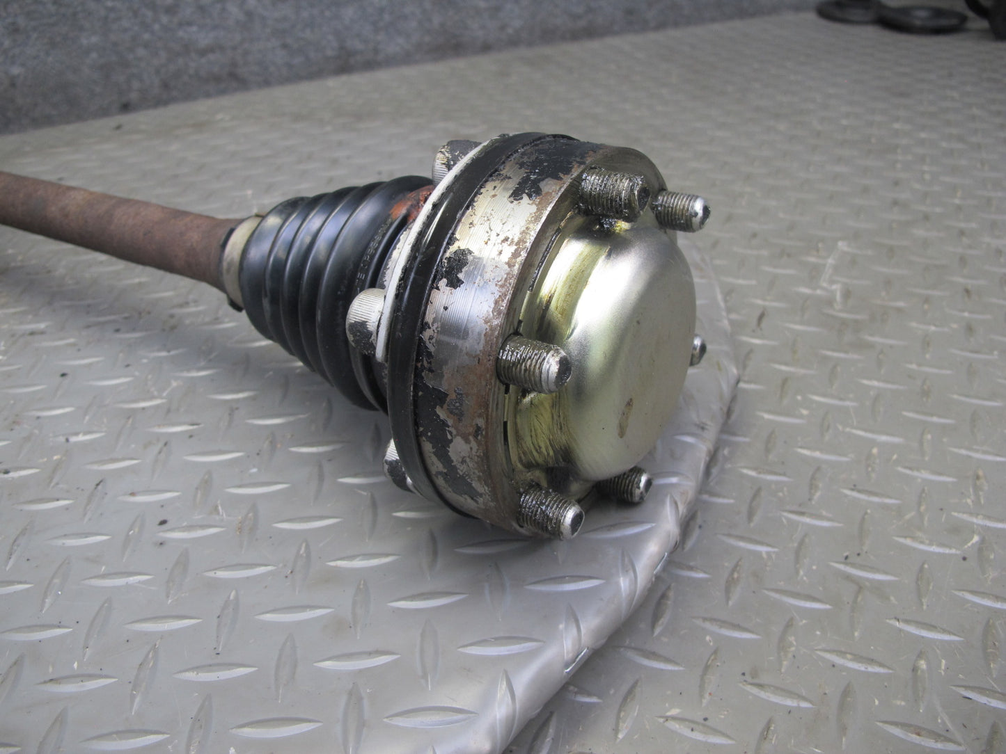 95-00 Lexus UCF20L LS400 RWD Rear Right Suspension Axle Shaft OEM