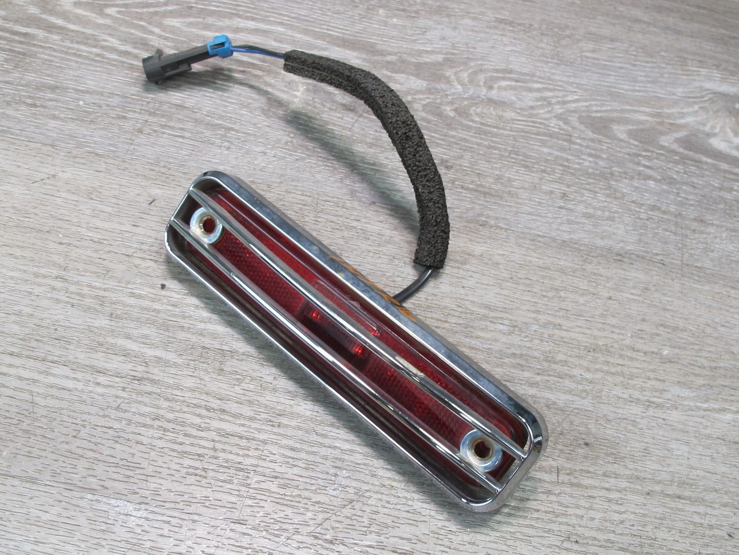 2003-2009 Hummer H2 Rear Left & Right Side Marker Lamp Light Set
