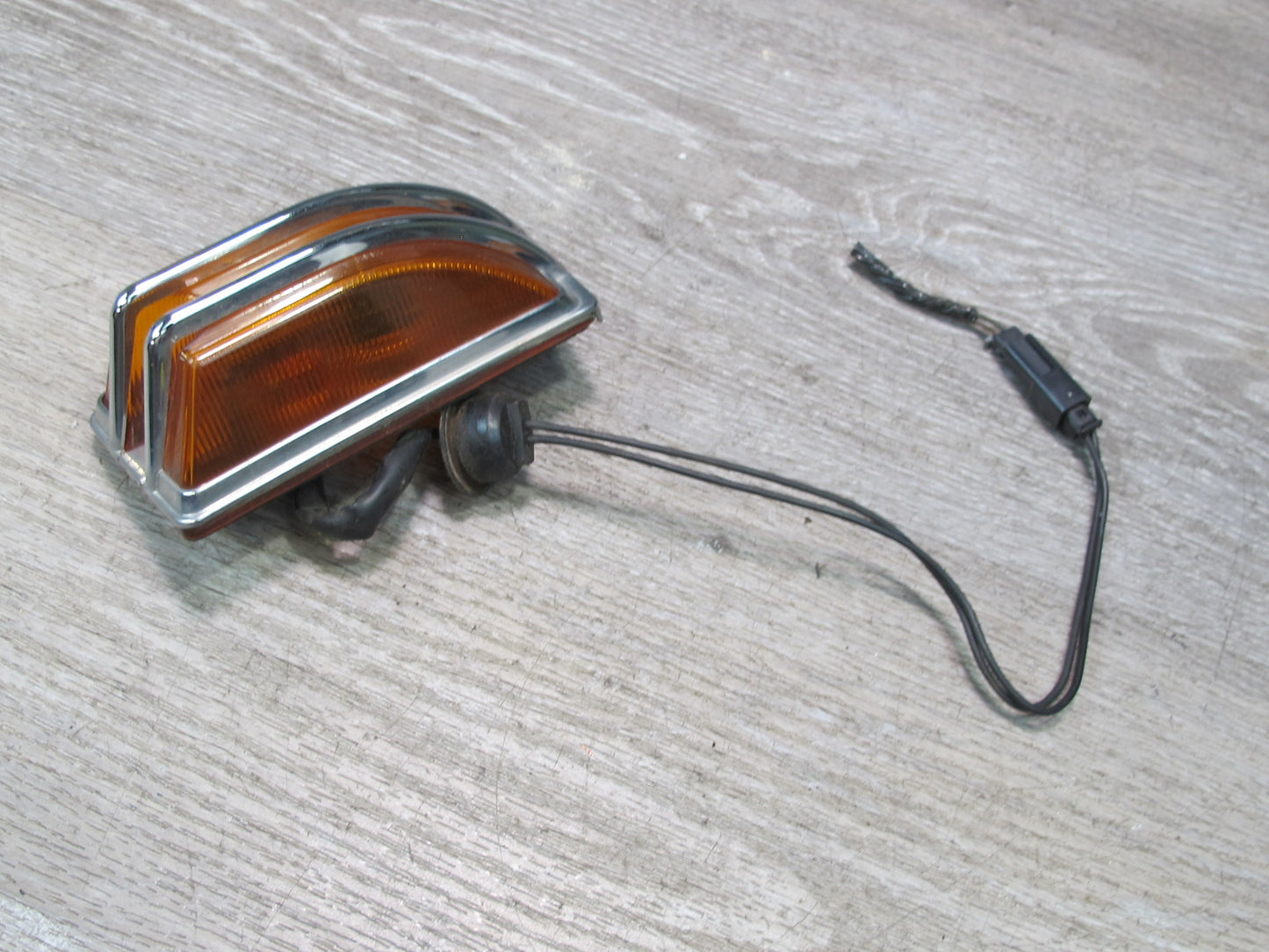 2003-2009 Hummer H2 Front Roof Clearance Marker Light Lamp Set of 2