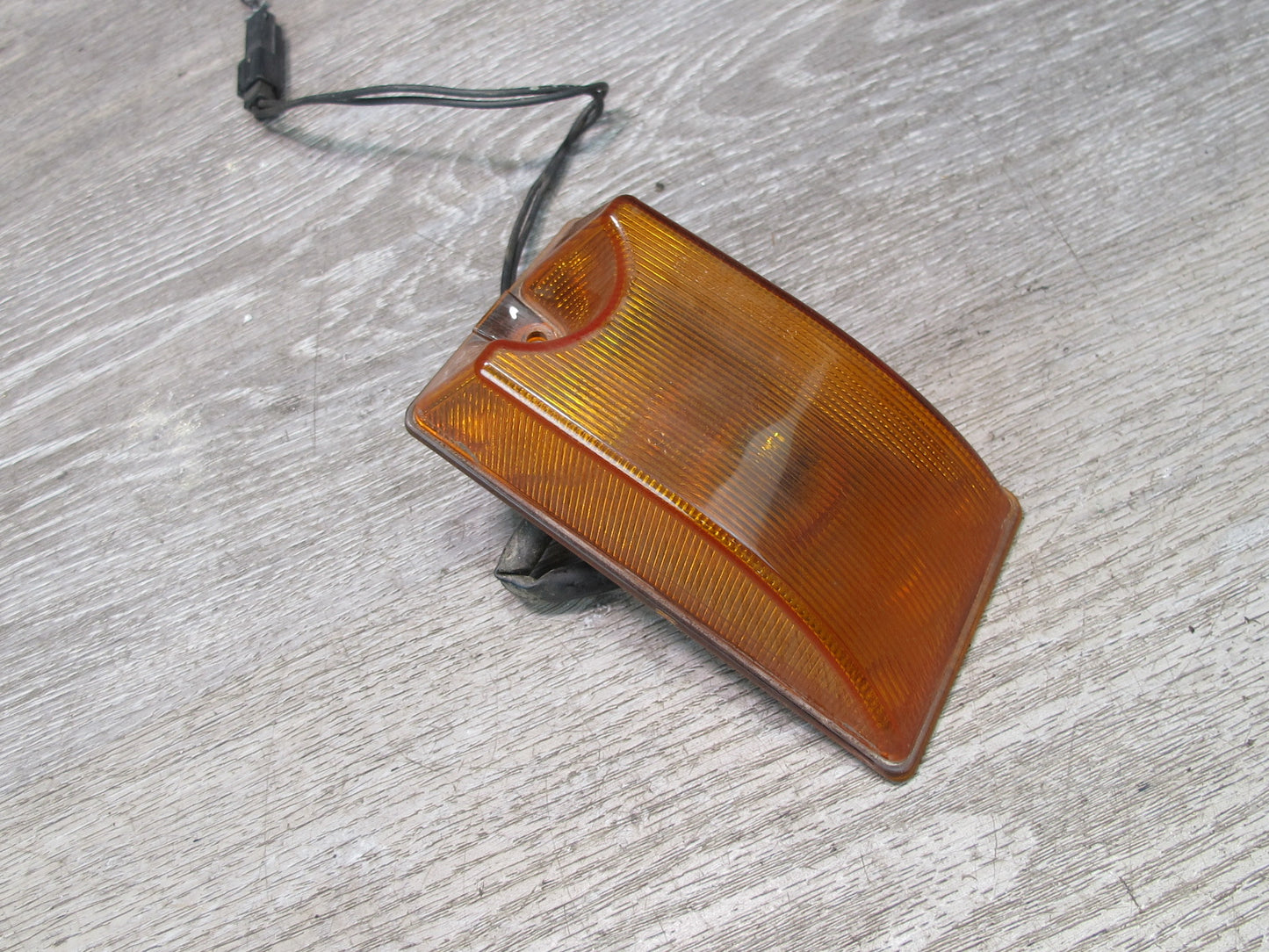 2003-2009 Hummer H2 Front Roof Clearance Marker Light Lamp Set of 2