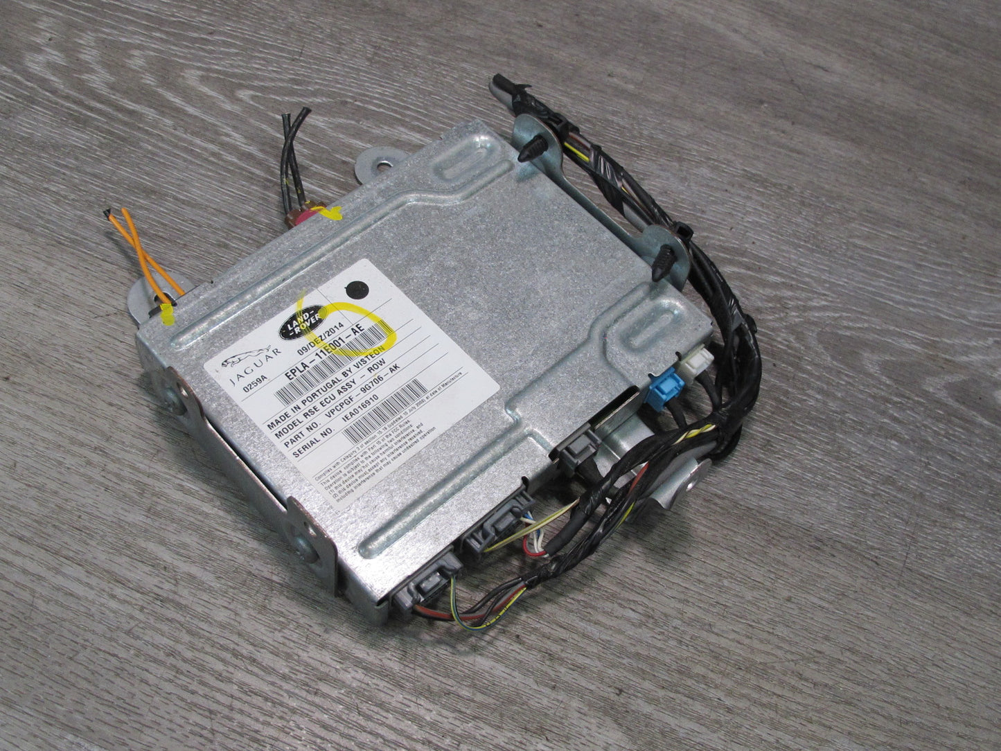2013-2022 Land Range Rover L405 Rear Entertainment Media System Control Module