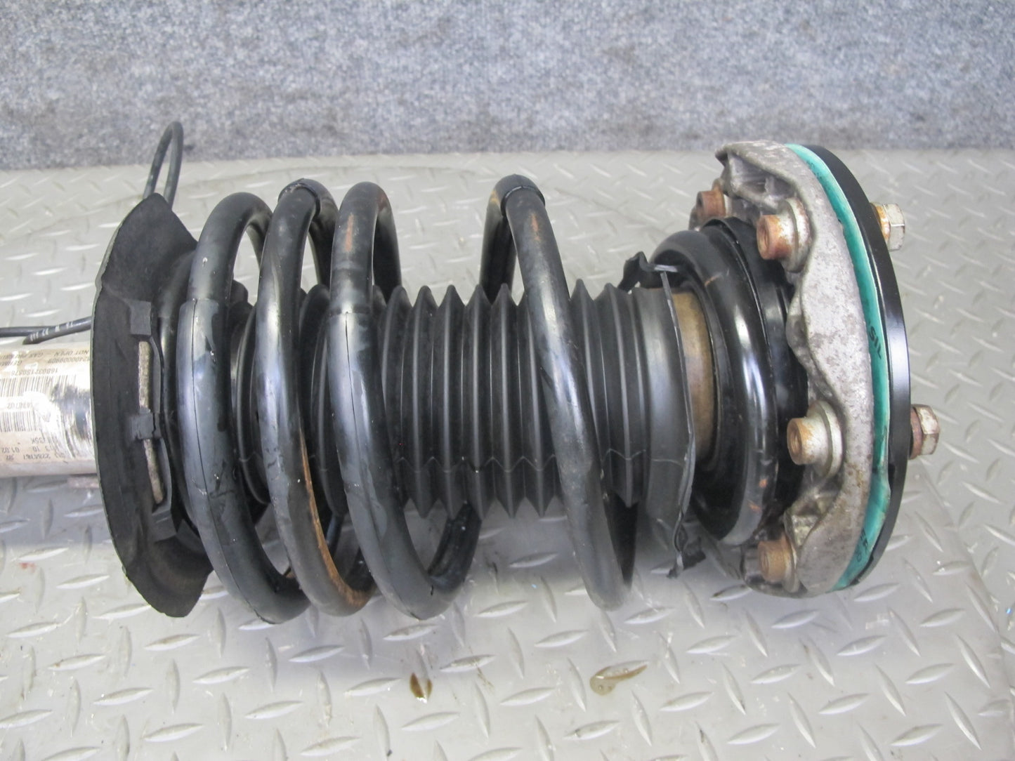 2015-2020 BMW F82 F83 M4 Front EDC Strut Shock Absorber & Rear Coil Spring Set