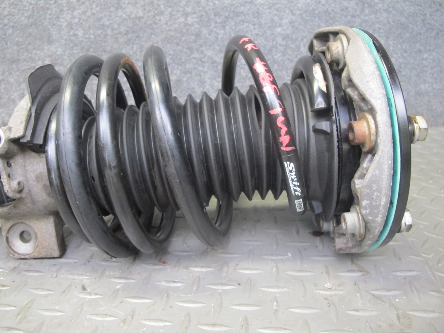 2015-2020 BMW F82 F83 M4 Front EDC Strut Shock Absorber & Rear Coil Spring Set