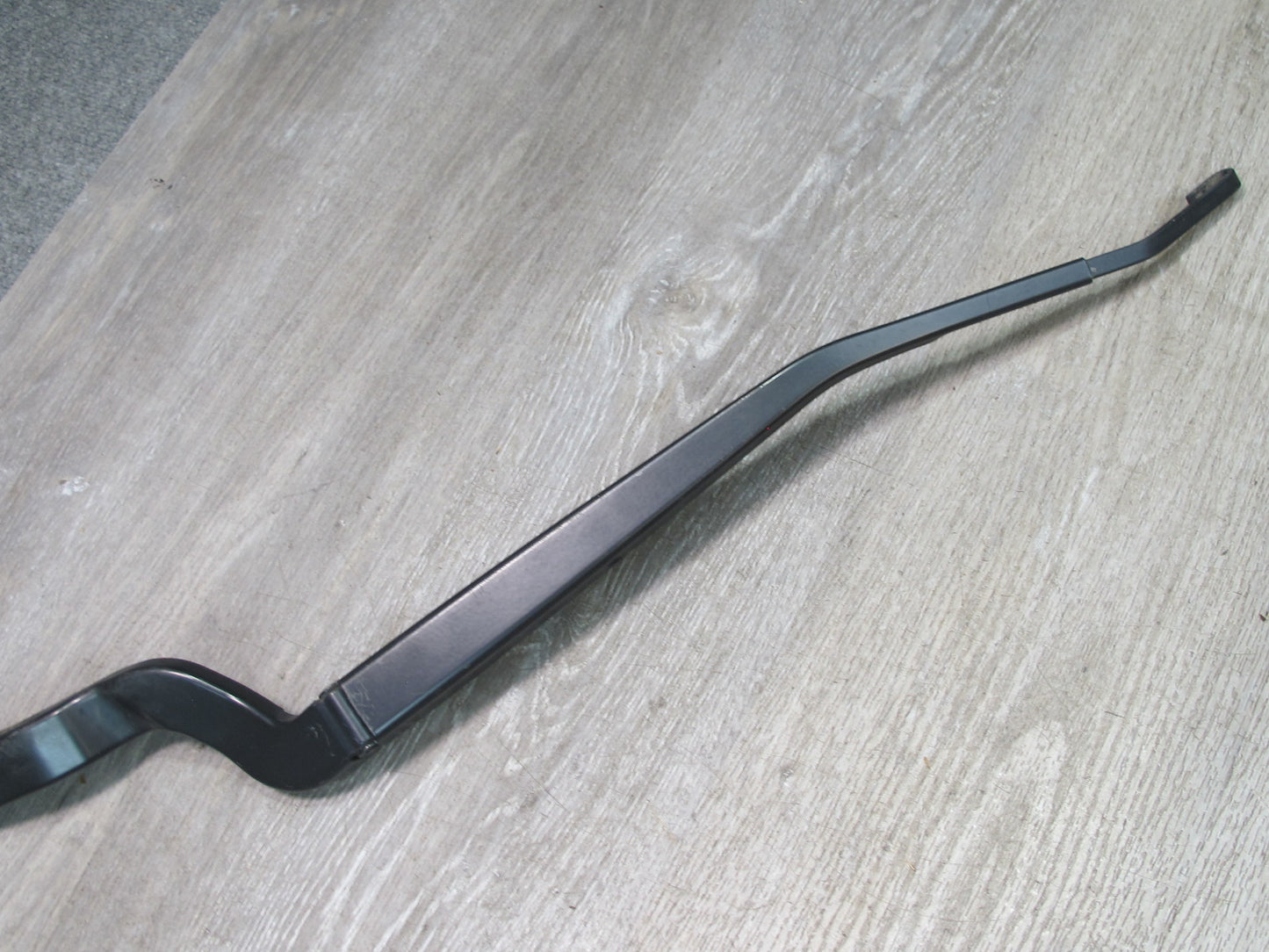 2013-2022 Land Range Rover L405 Front Left & Right Windshield Wiper Arm Set of 2