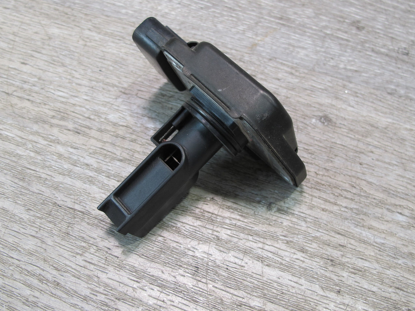 1998-2005 Lexus UZJ100L LX470 MAF Intake Mass Air Flow Meter Sensor 22204-75020