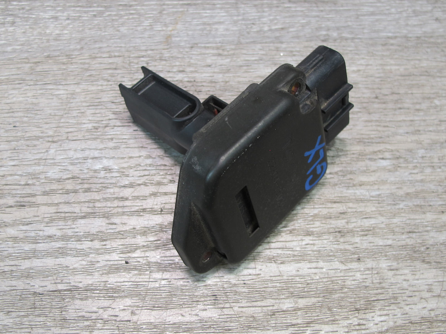 1998-2005 Lexus UZJ100L LX470 MAF Intake Mass Air Flow Meter Sensor 22204-75020