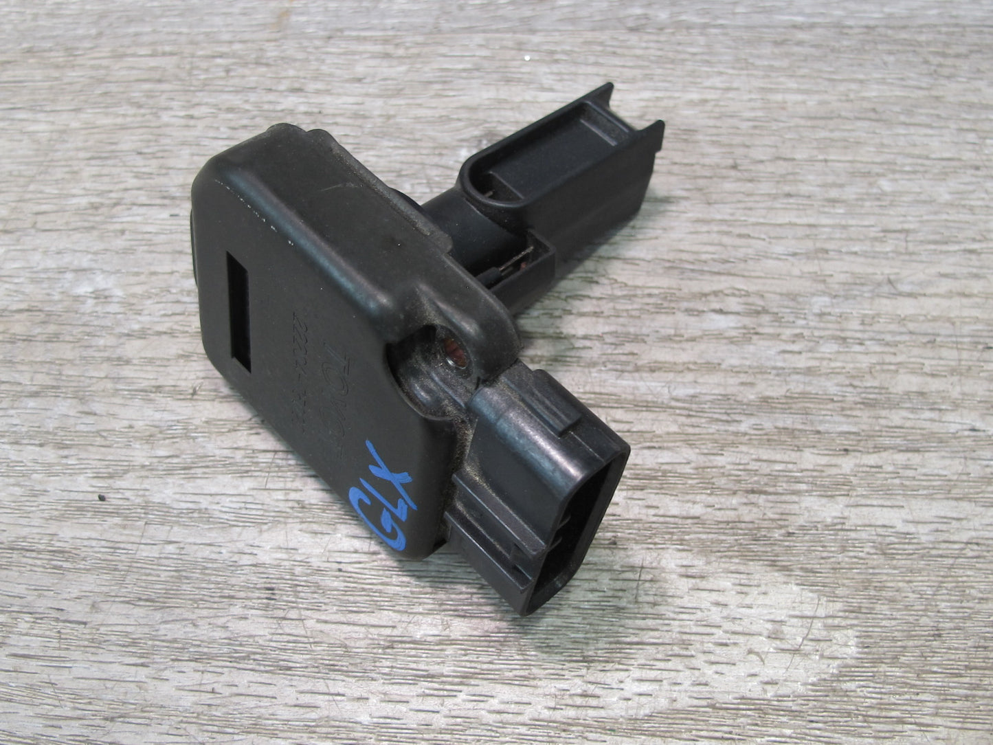 1998-2005 Lexus UZJ100L LX470 MAF Intake Mass Air Flow Meter Sensor 22204-75020