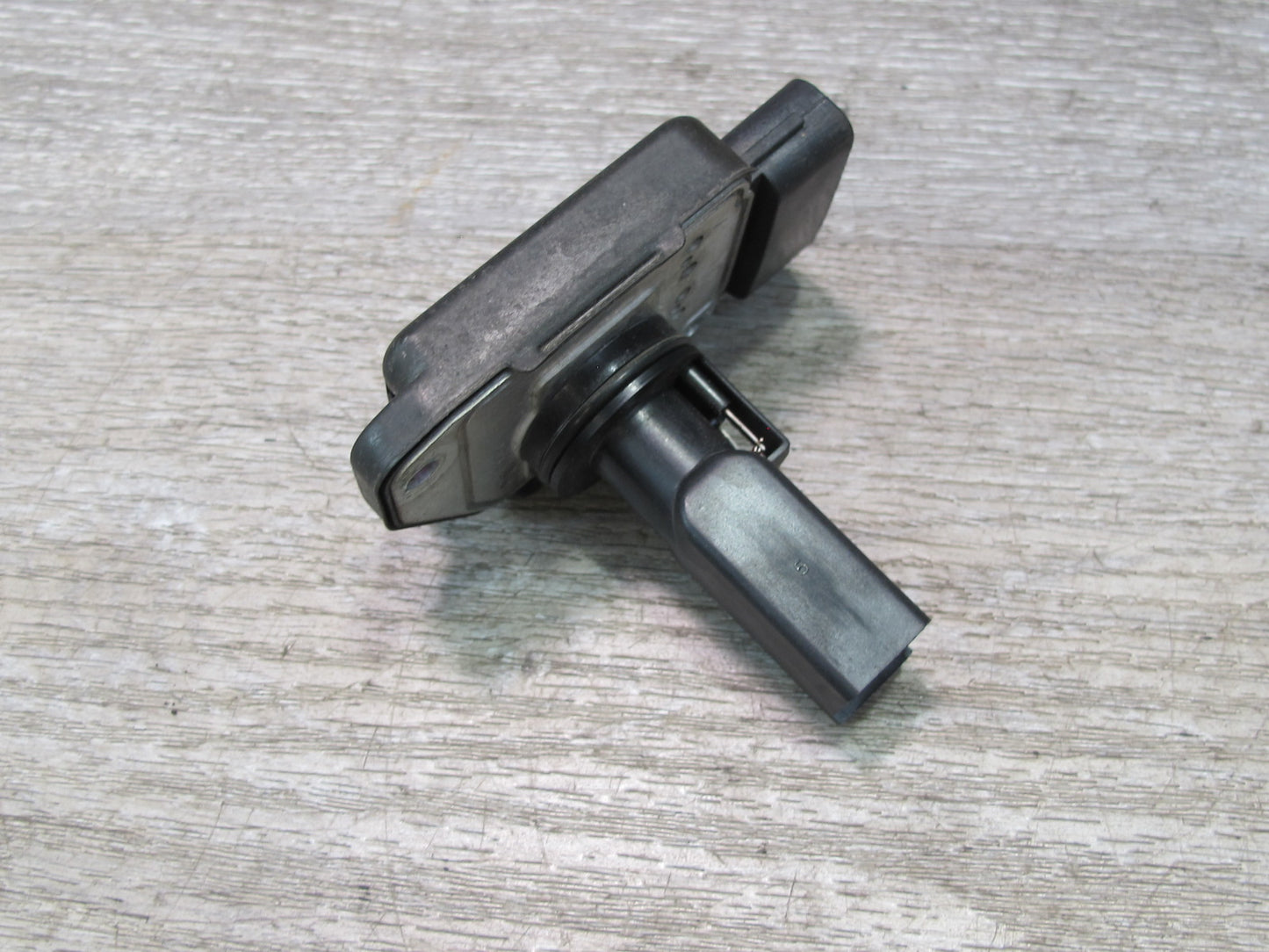 1998-2005 Lexus UZJ100L LX470 MAF Intake Mass Air Flow Meter Sensor 22204-75020