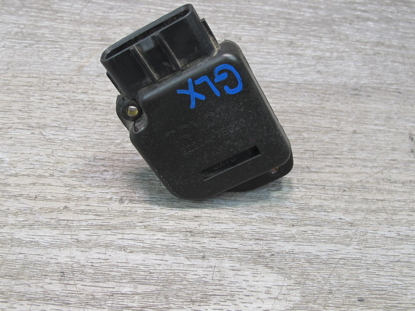 1998-2005 Lexus UZJ100L LX470 MAF Intake Mass Air Flow Meter Sensor 22204-75020