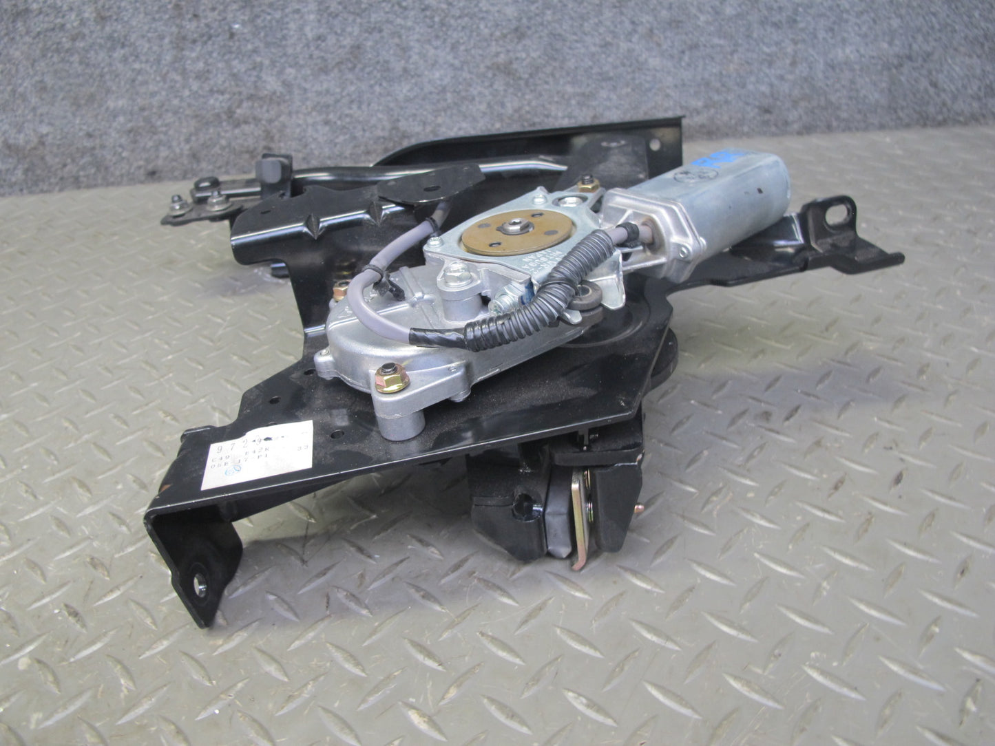 04-05 Nissan 350Z Z33 Convert Rear Right Soft TOP Roof Lift Motor w Hinge OEM