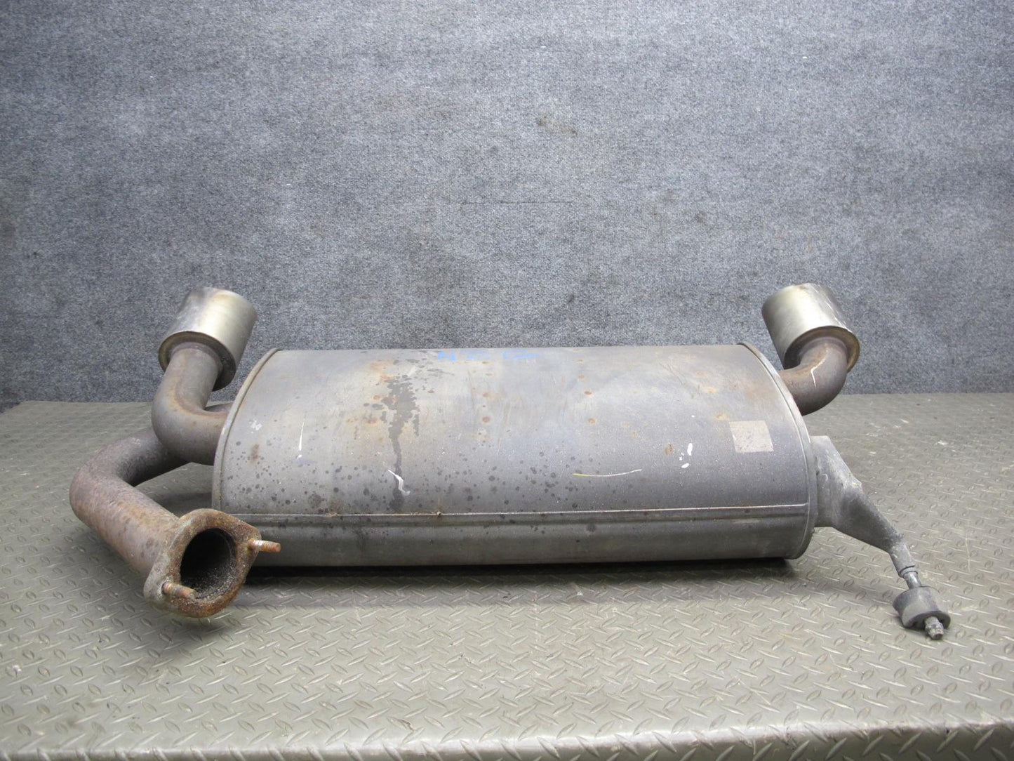 07-09 Nissan 350Z Z33 Convertible VQ35HR Rear Exhaust Muffler 20100-CD700 OEM