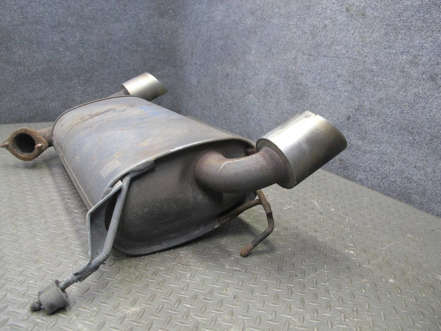 07-09 Nissan 350Z Z33 Convertible VQ35HR Rear Exhaust Muffler 20100-CD700 OEM