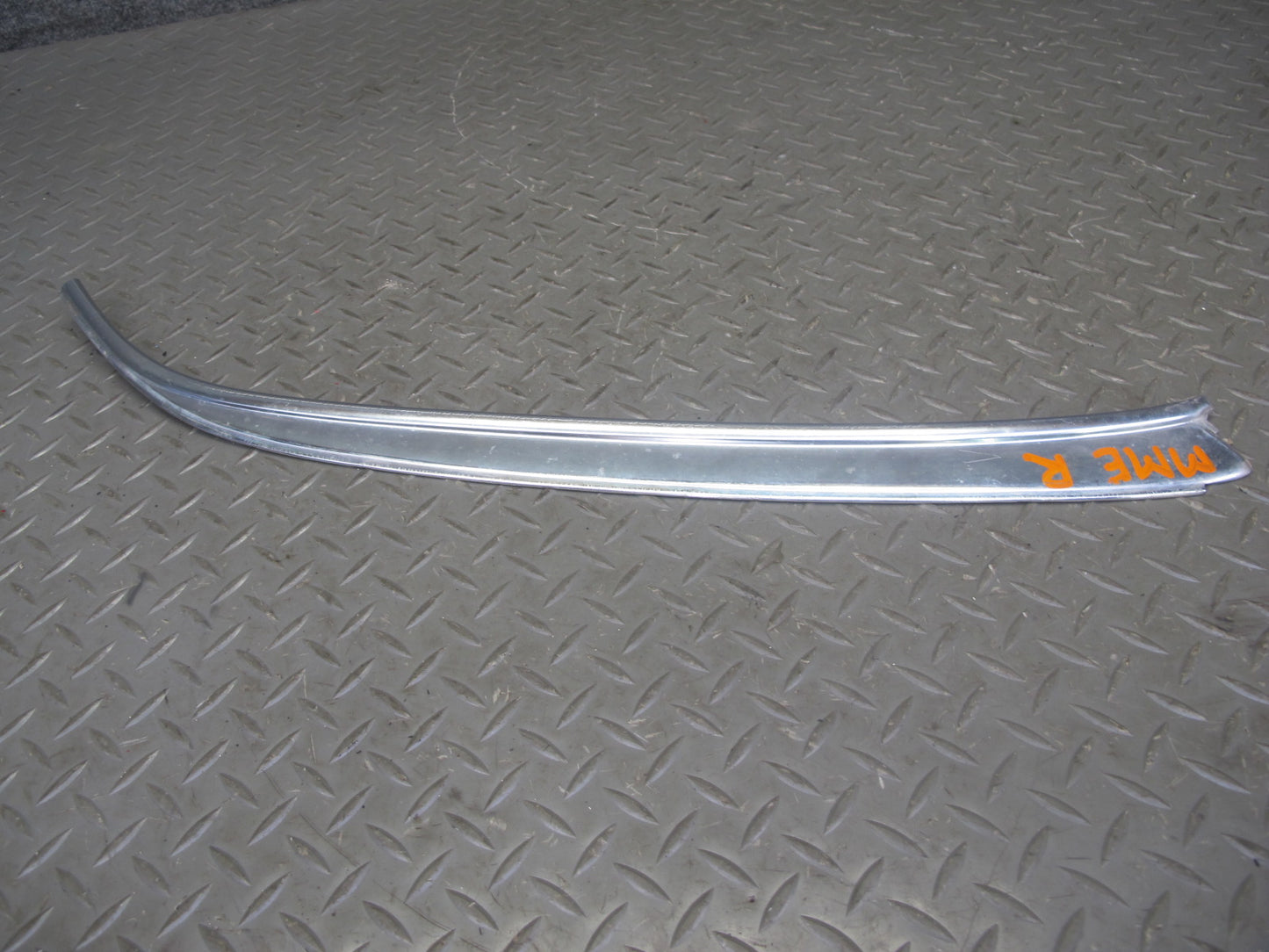 75-85 Mercedes W123 Set of 2 Roof Right Chrome Trim Molding Cover Panel OEM