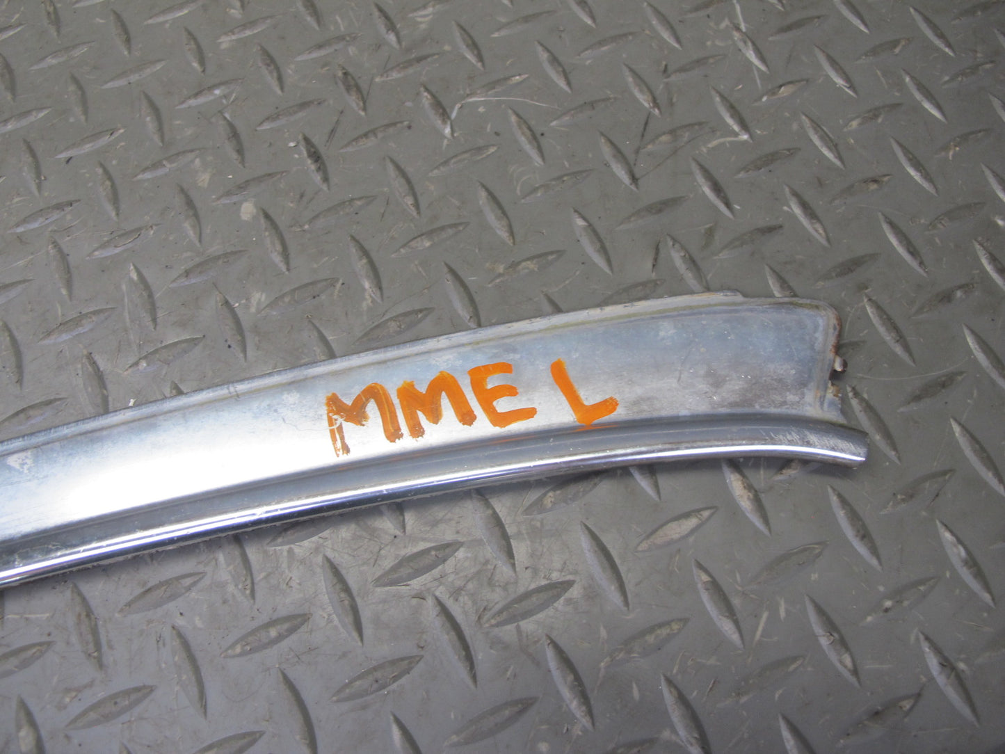 75-85 Mercedes W123 Set of 2 Roof Left Chrome Trim Molding Cover Panel OEM