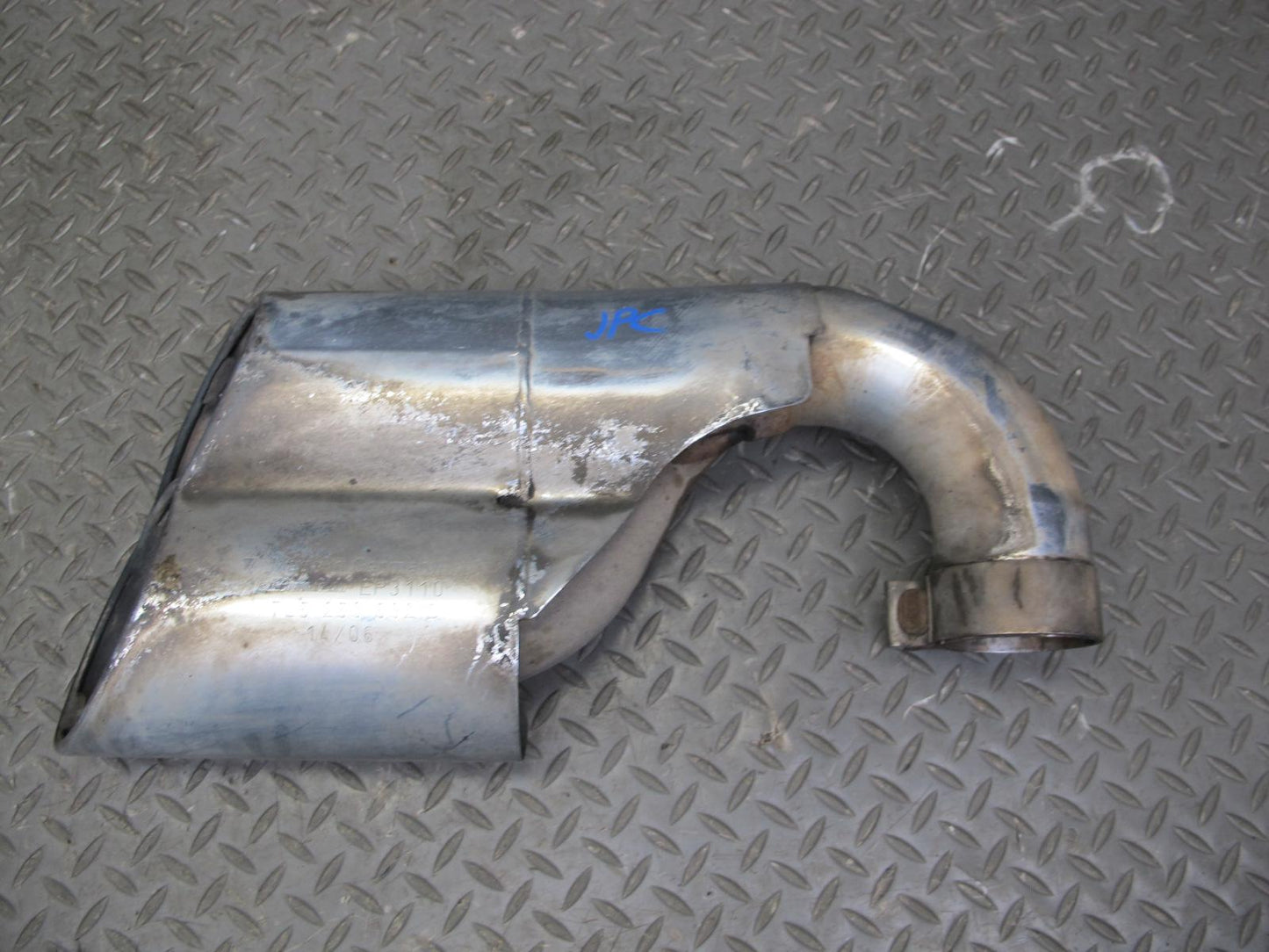 2006 Porsche Cayenne 955 Turbo S Rear Left & Right Exhaust Muffler Tip Set