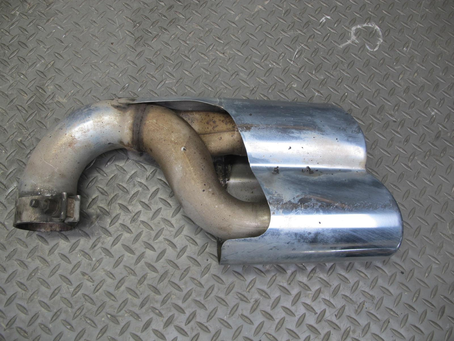 2006 Porsche Cayenne 955 Turbo S Rear Left & Right Exhaust Muffler Tip Set