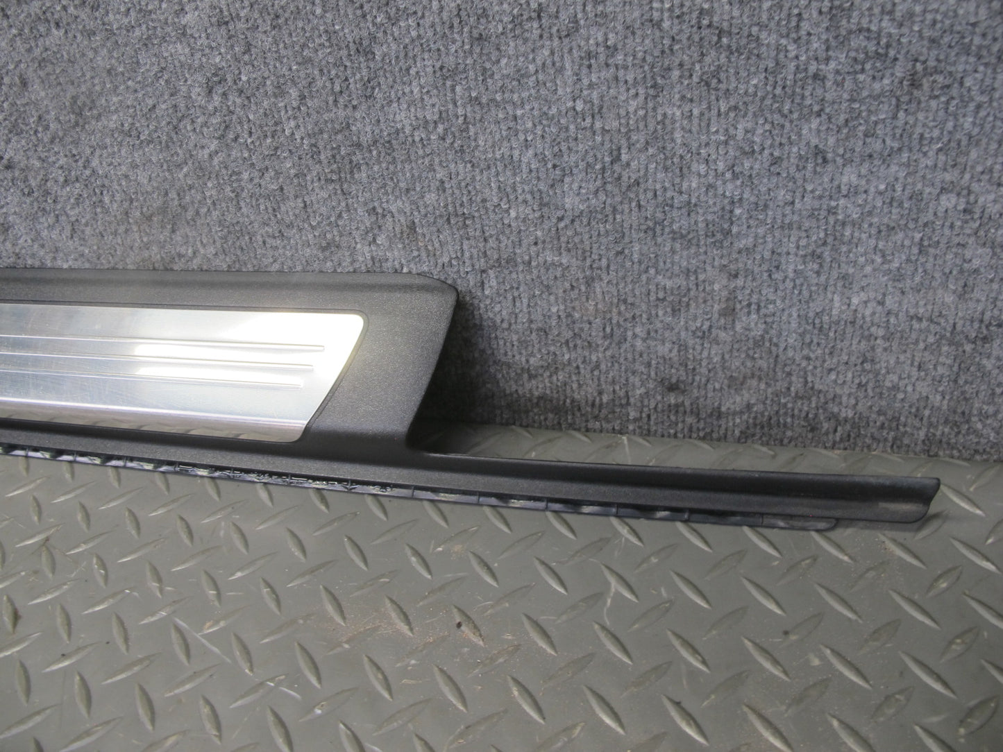 12-20 Mercedes R172 SLK SLC Left Right Side Door Sill Scuff Step Trim Panel Set