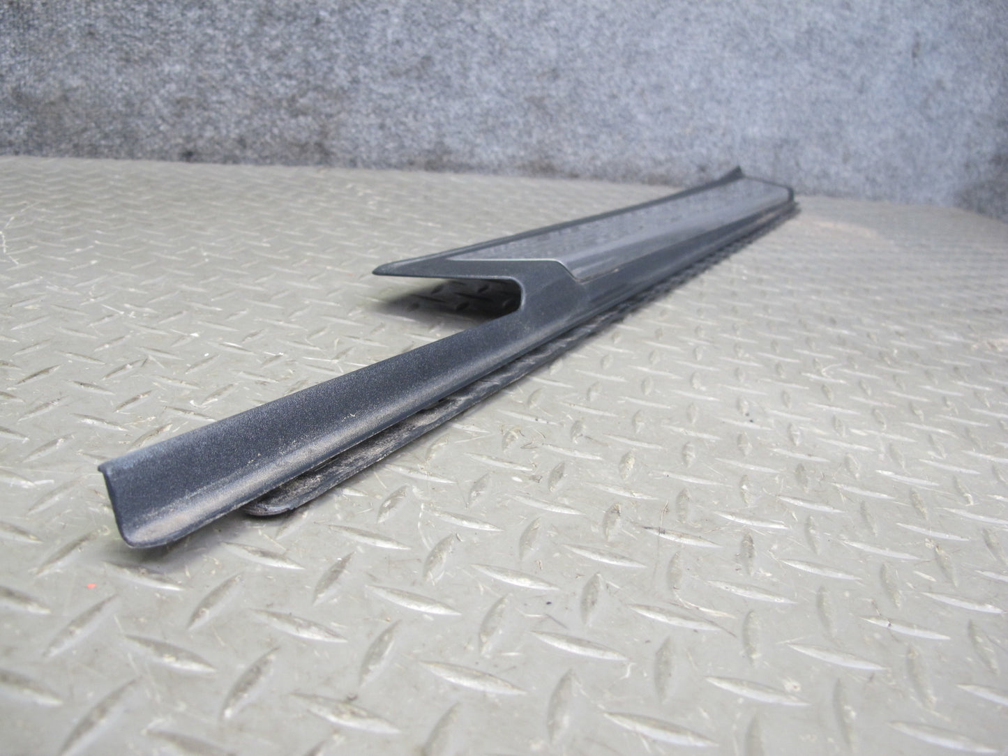 12-20 Mercedes R172 SLK SLC Left Right Side Door Sill Scuff Step Trim Panel Set