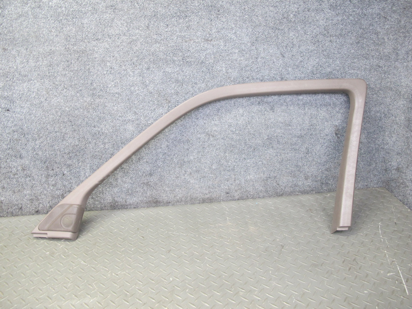 95-00 Lexus UCF20L LS400 Set of 2 Front Door Window Frame Trim Cover Panel OEM