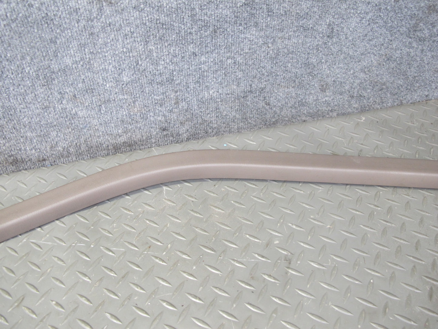 95-00 Lexus UCF20L LS400 Set of 2 Front Door Window Frame Trim Cover Panel OEM