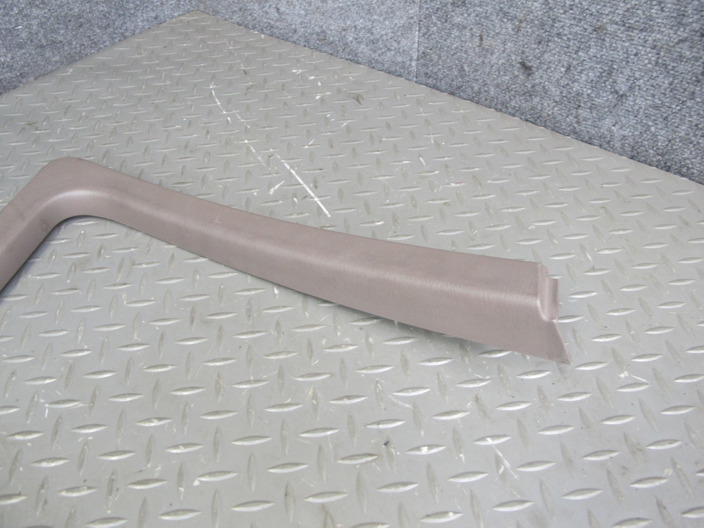 95-00 Lexus UCF20L LS400 Set of 2 Front Door Window Frame Trim Cover Panel OEM
