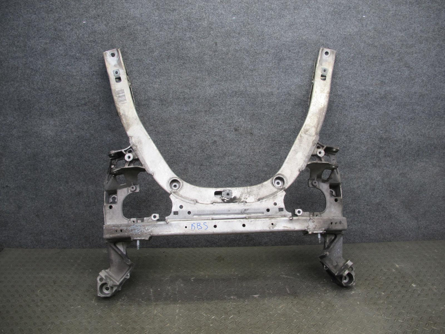 2006-2010 BMW E63 M6 Coupe Front Engine Subframe Crossmember Cradle Axle Support