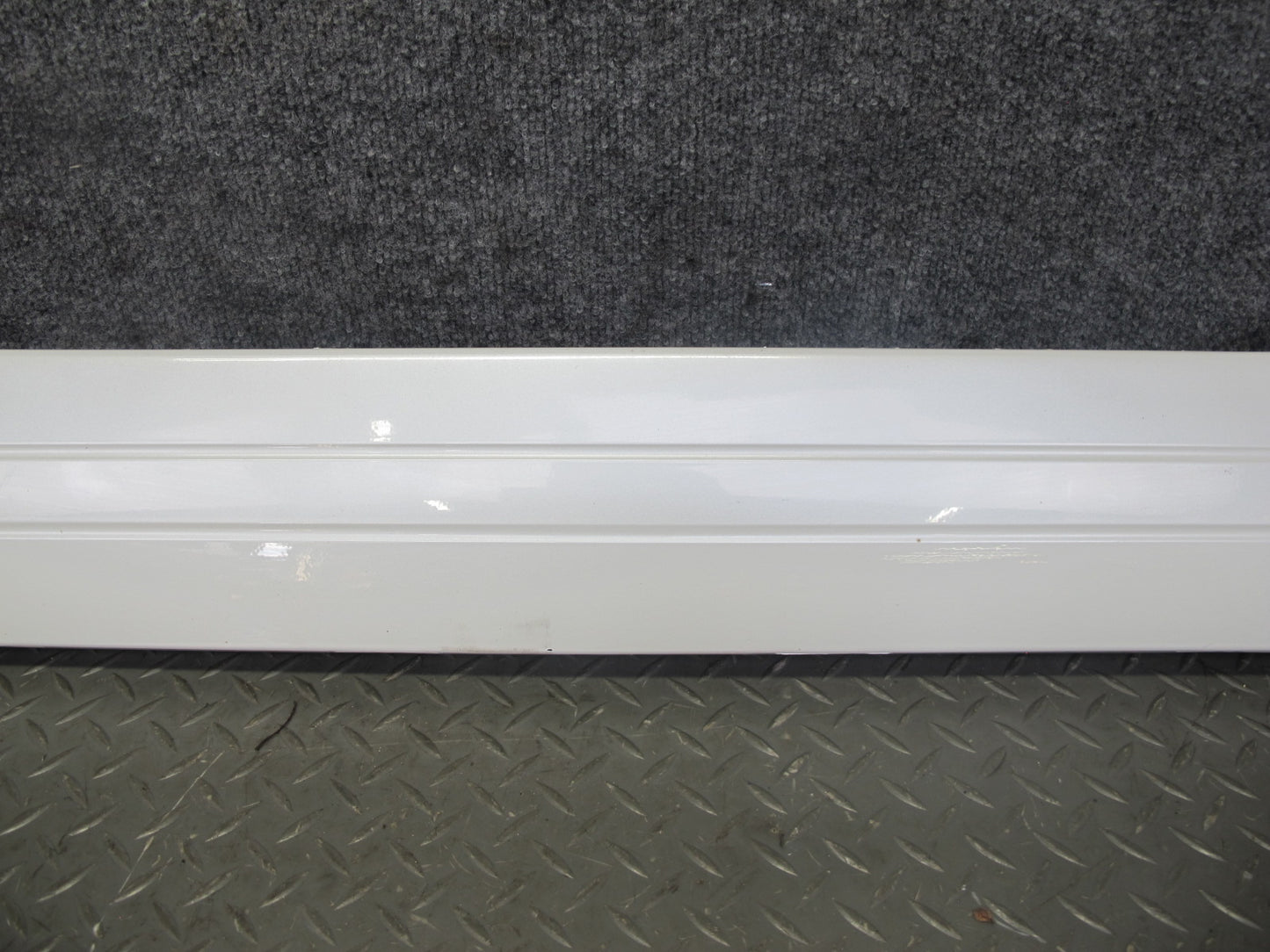 2003-2007 Lexus UZJ100L LX470 Rear Lower Gate Trim Molding Cover 75801-594W0