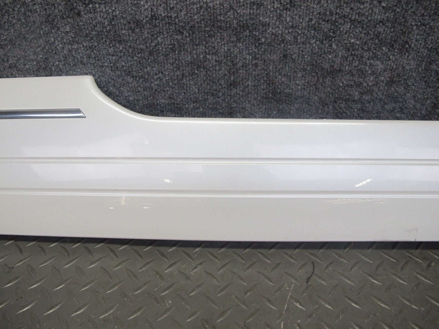 2003-2007 Lexus UZJ100L LX470 Rear Lower Gate Trim Molding Cover 75801-594W0