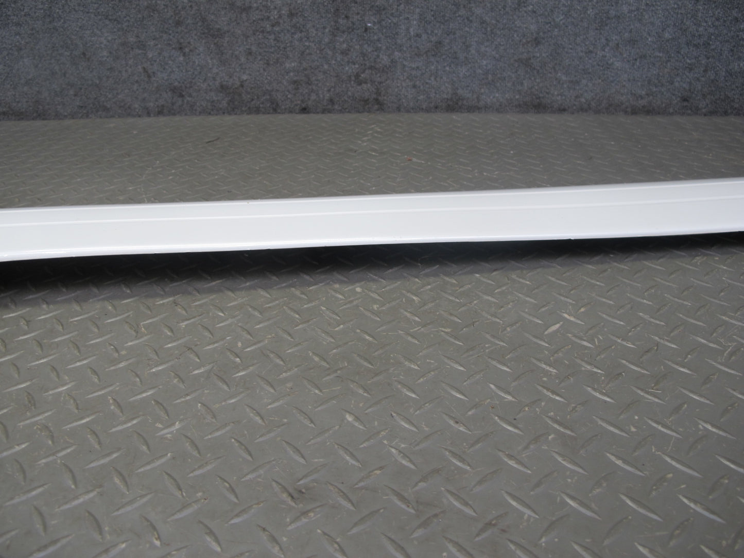 2003-2007 Lexus UZJ100L LX470 Rear Lower Gate Trim Molding Cover 75801-594W0