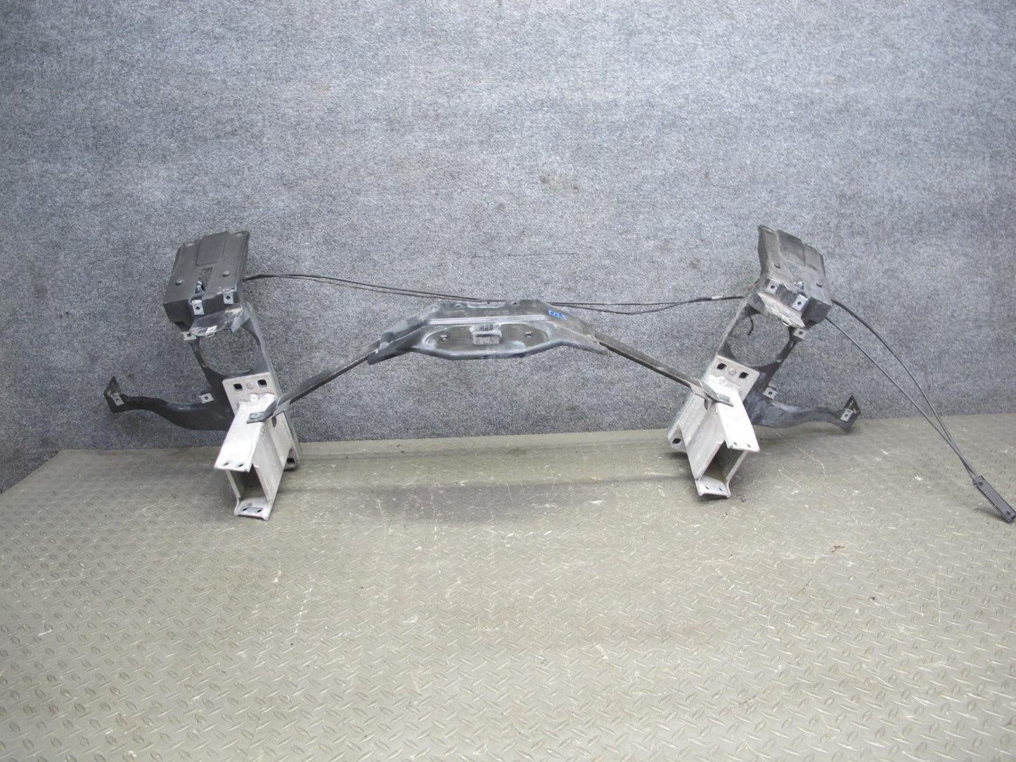 2006-2010 BMW E63 E64 Front Radiator Core Support Mount w Reinforcement Brackets