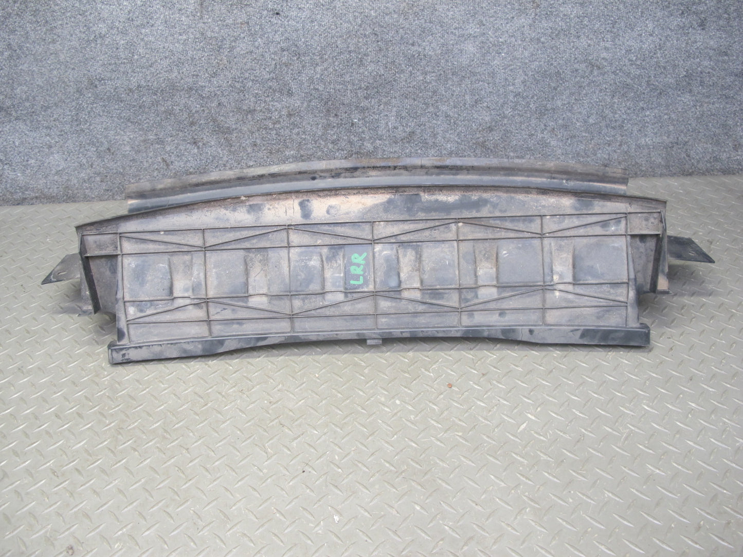 2013-2022 Land Range Rover L405 Front Radiator Air Deflector Guide Duct
