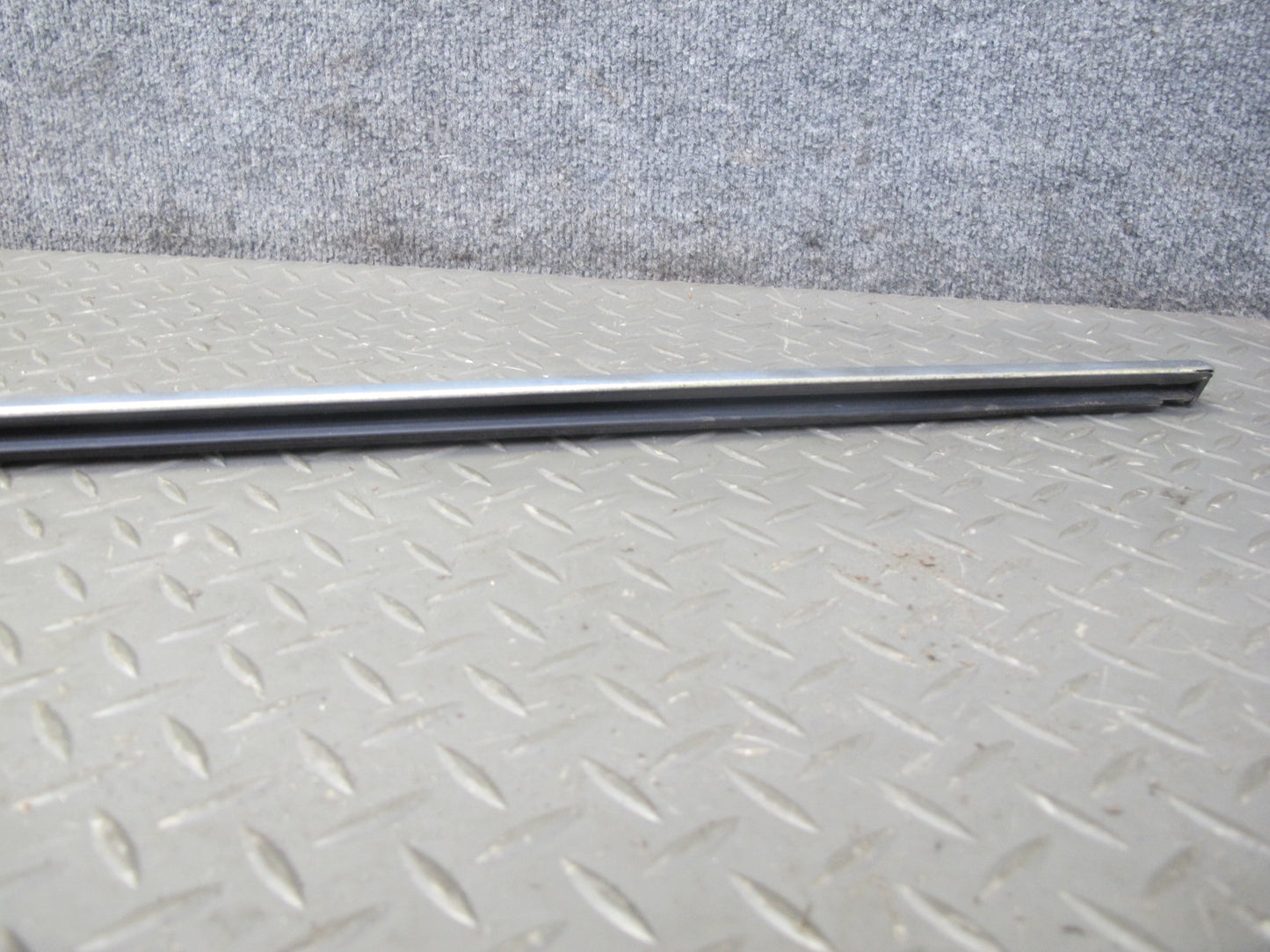 07-13 Mercedes W221 Front & Rear Left Door Window Molding Weatherstrip Set OEM
