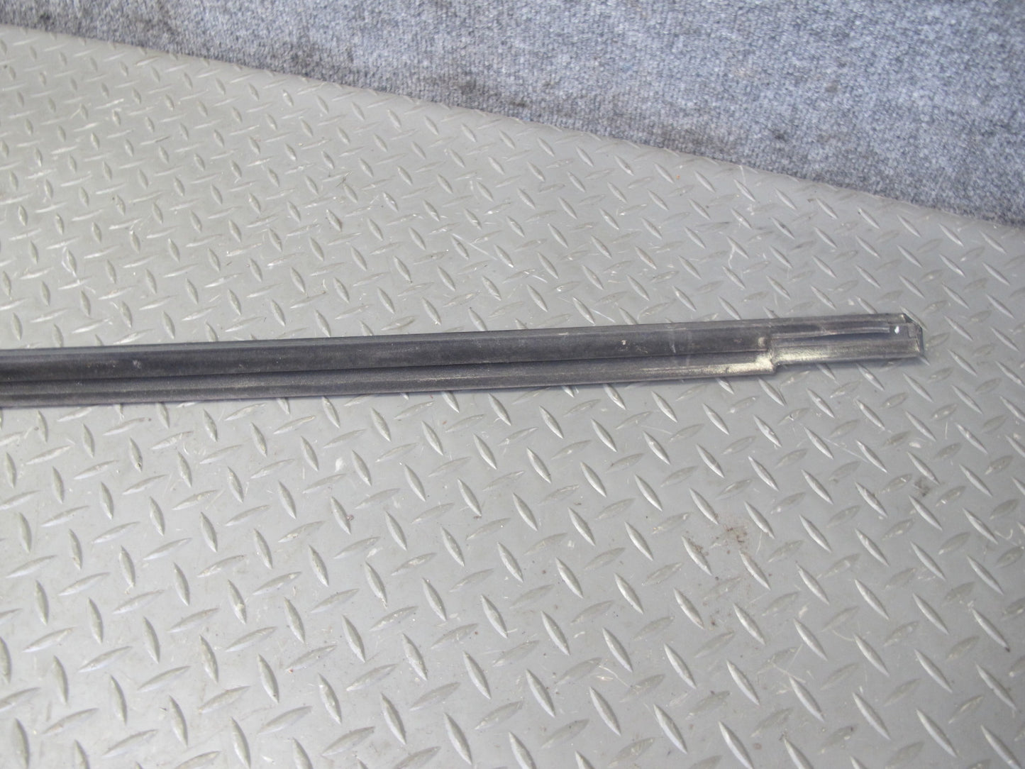07-13 Mercedes W221 Front & Rear Left Door Window Molding Weatherstrip Set OEM