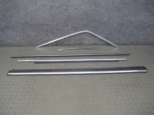 75-85 Mercedes W123 Front Right Door Chrome Trim Cover Molding Set OEM