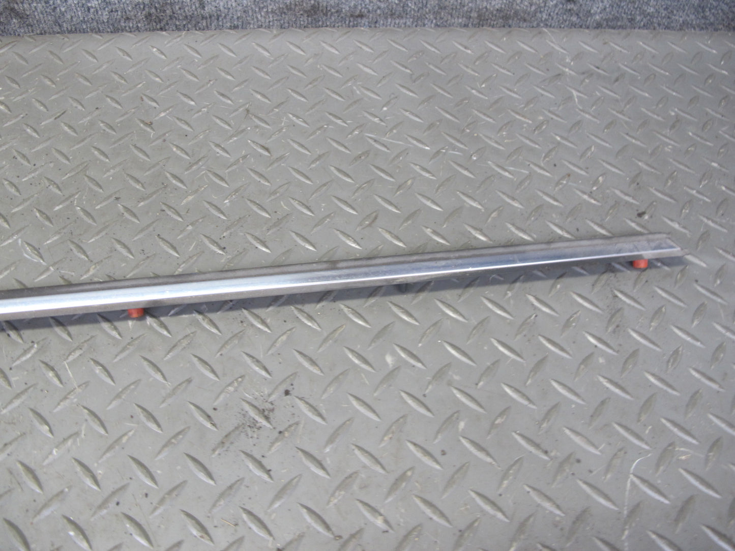 75-85 Mercedes W123 Front Left Door Chrome Trim Cover Molding Set OEM